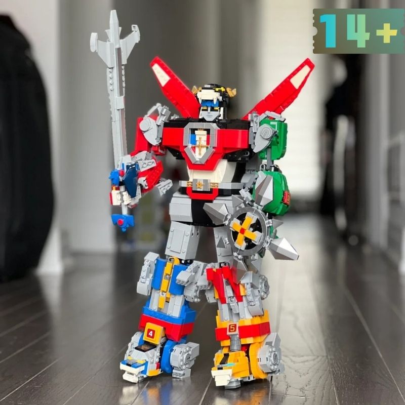 Model Kit Voltron - متوفر في المخزون: لعبة بناء ذاتية