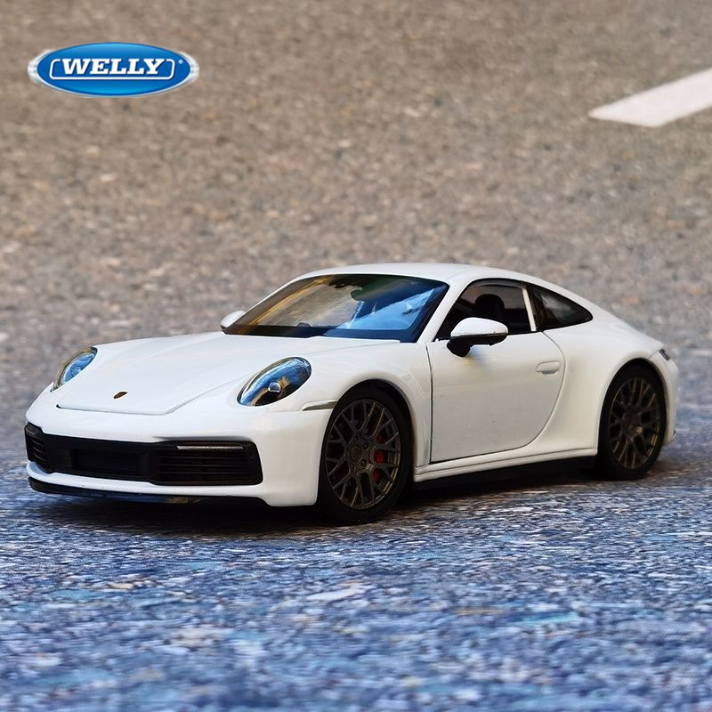 Welly 1:24 بورش 911 كاريرا 4S  - مراجعة Model Kit Porsche 911 وسعره