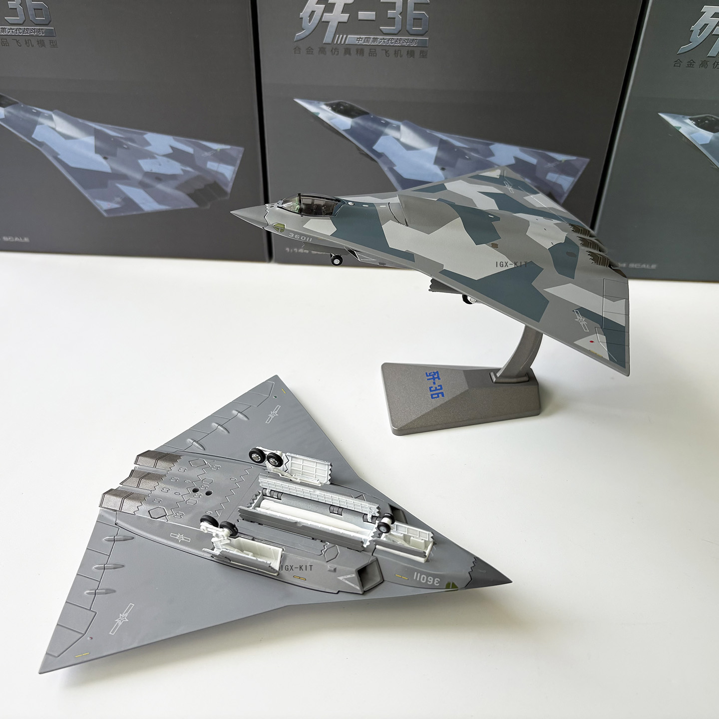 نموذج طائرة مقاتلة صينية من ال - مراجعة Model Kit Planes وسعره