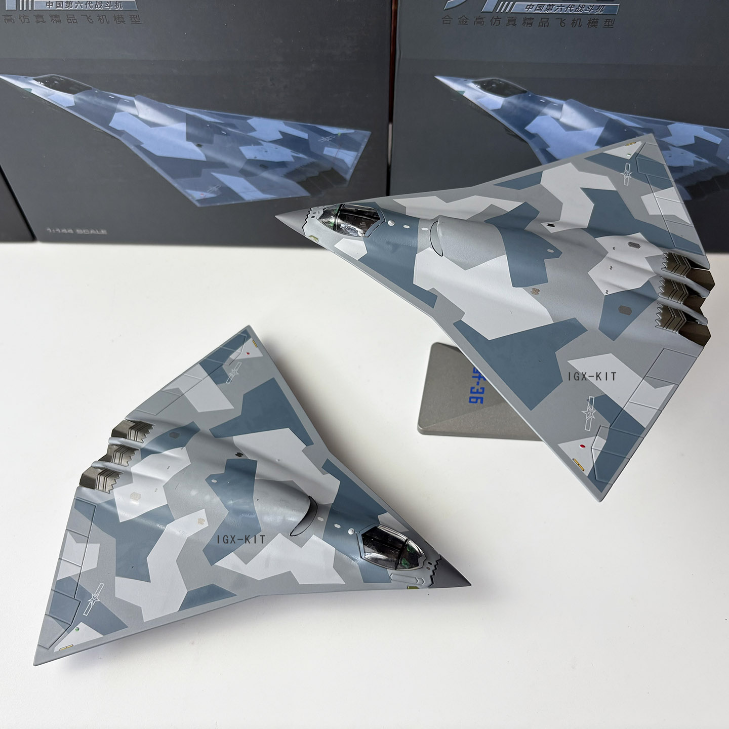نموذج طائرة مقاتلة صينية من ال - مراجعة Model Kit Planes وسعره