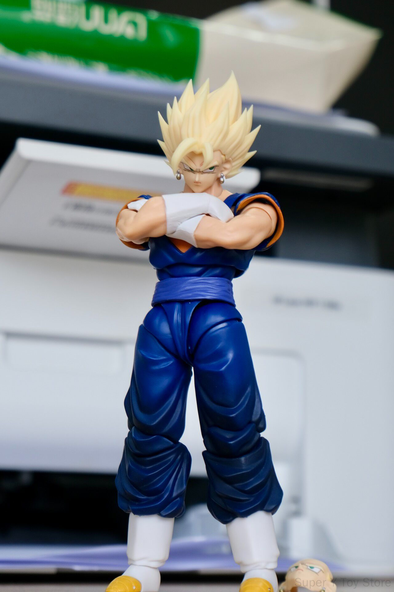 مجسم شعر فيجيتو الجديد من دراغ - مراجعة Model Kit Vegito وسعره