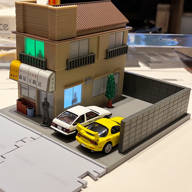 تاكارا تومي توميكا إنفولوشن دي - مراجعة Model Kit Ae86 وسعره