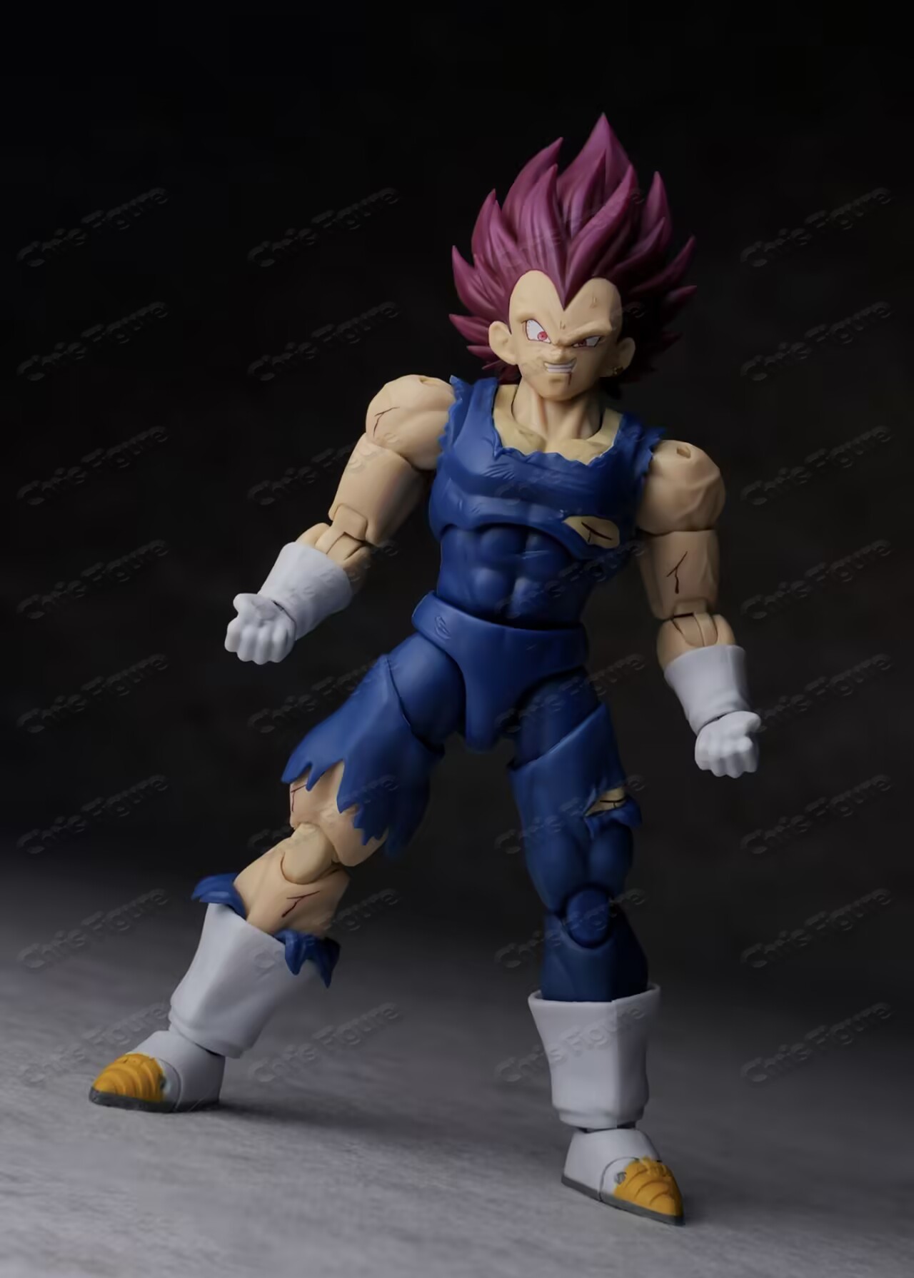 متوفر الآن: مجسم أنمي جديد لشخ - مراجعة Model Kit Vegito وسعره