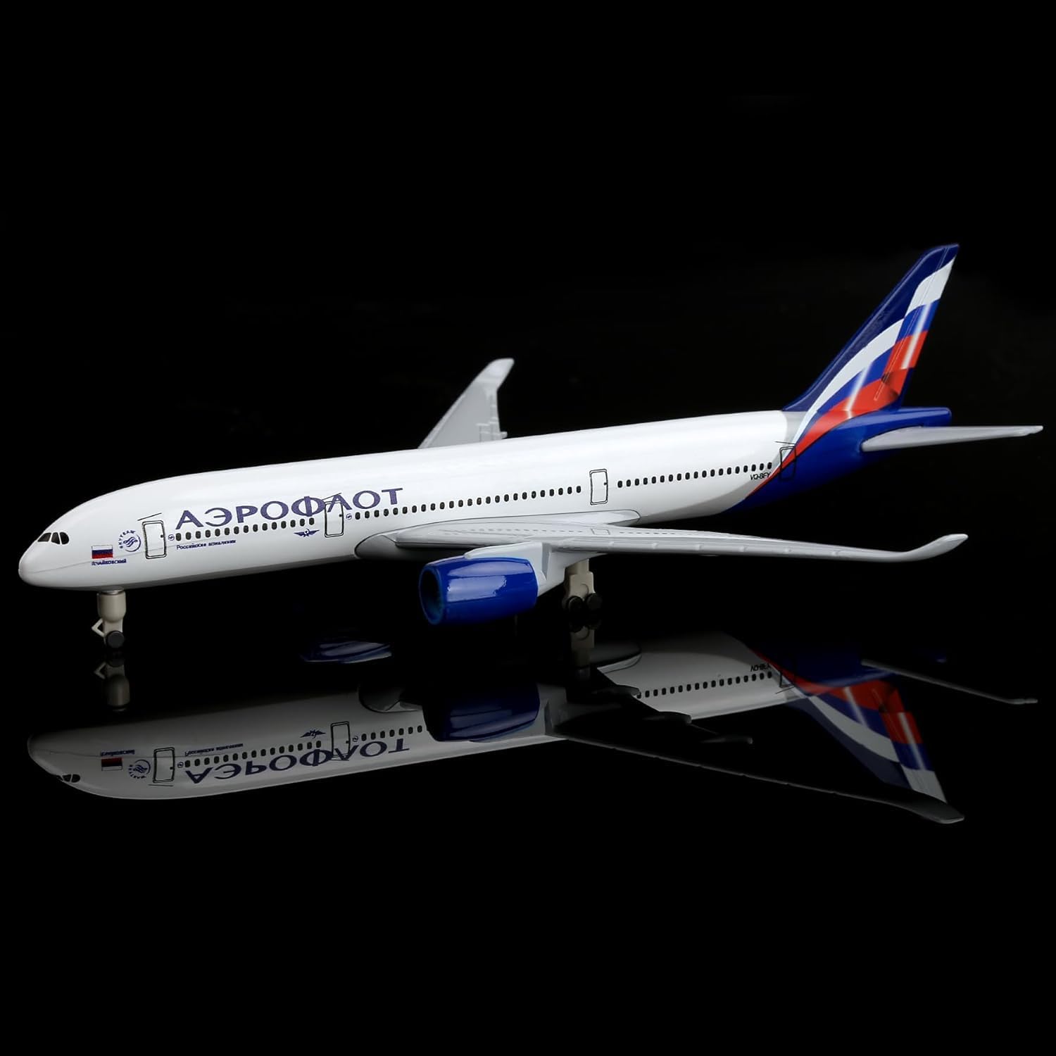 نموذج طائرة روسي A350 من سبائك - مراجعة Model Kit Planes وسعره