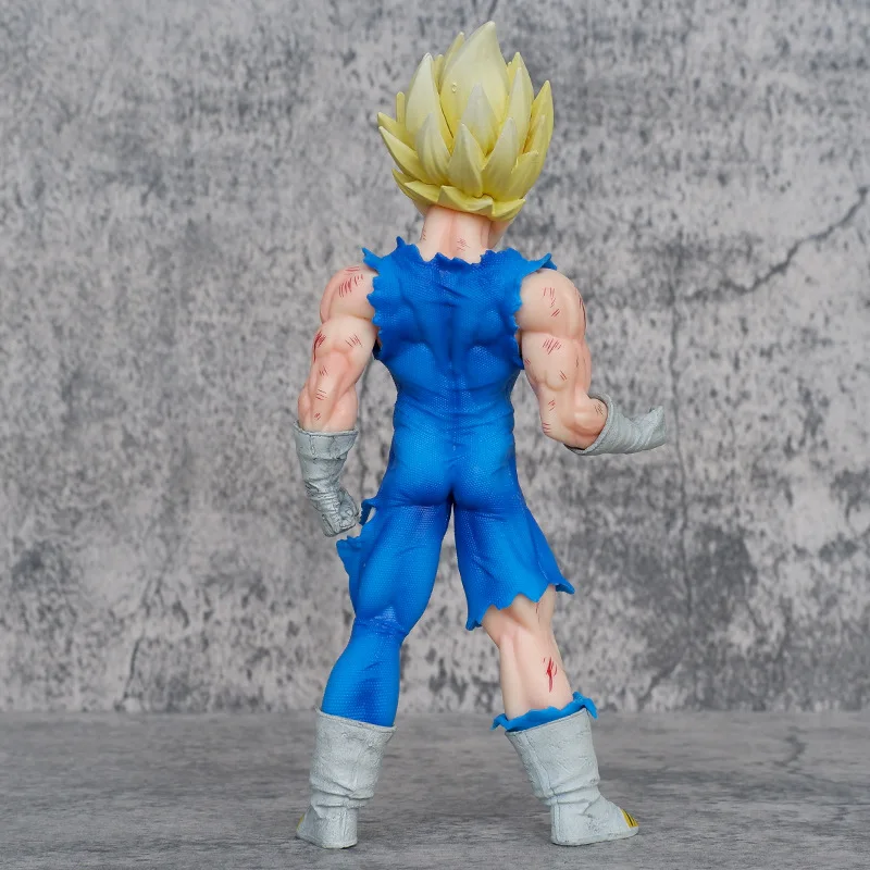 تمثال شخصية ماجين فيجيتا من در - مراجعة Model Kit Vegito وسعره