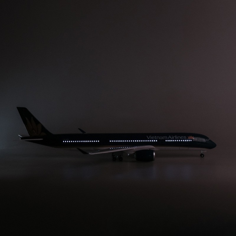 نموذج طائرة فيتنام A350 كبير ا - مراجعة Model Kit Planes وسعره