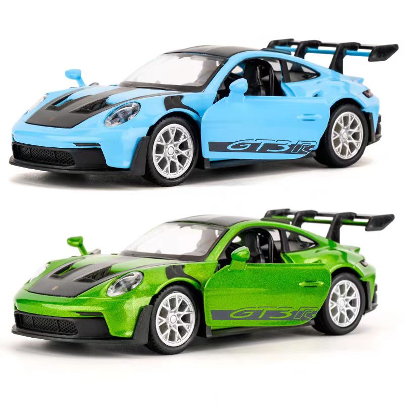 1/36 بورش 911 GT3 RS لعبة سيار - مراجعة Model Kit Porsche 911 وسعره