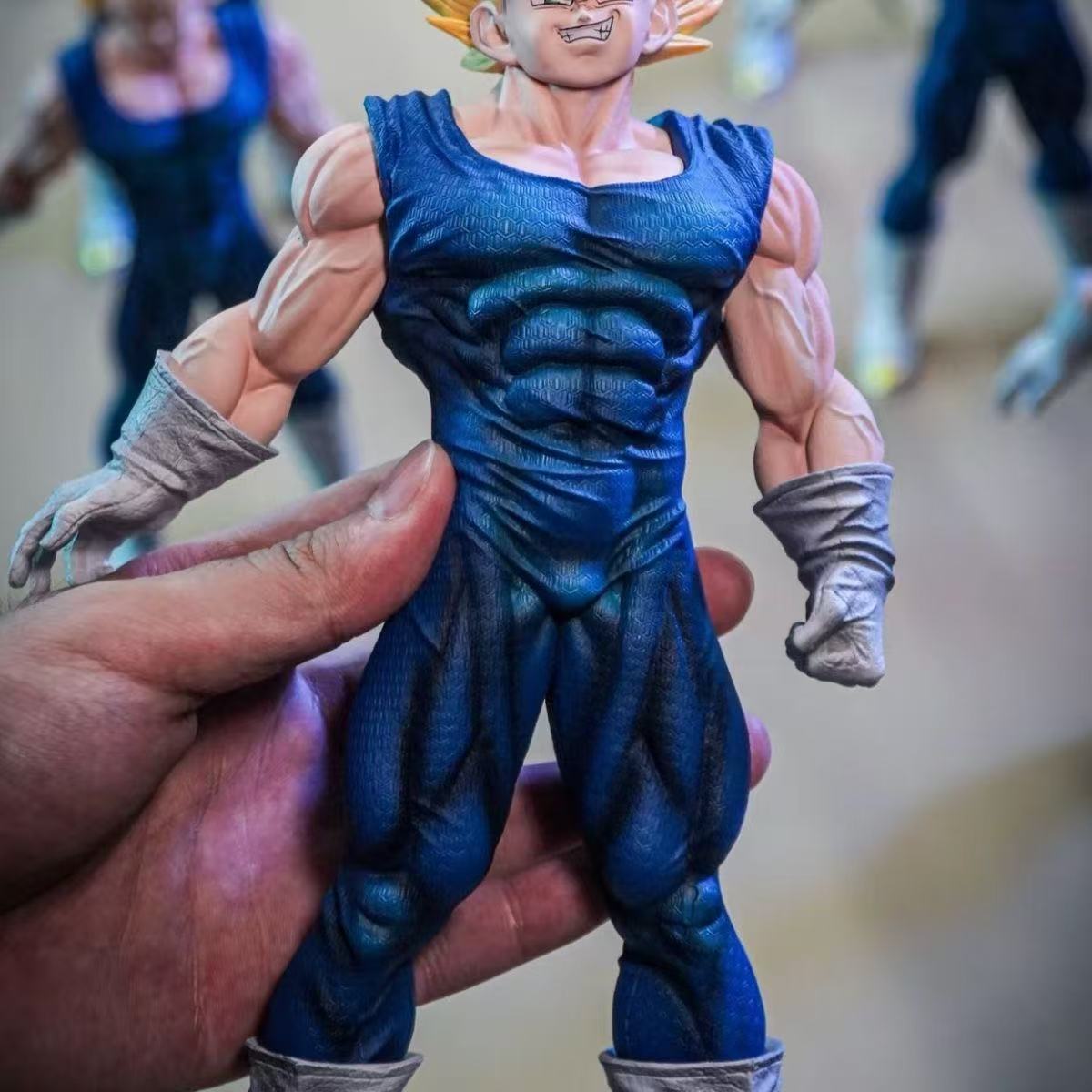 27.5 سنتيمتر/10.83 بوصة لعبة د - مراجعة Model Kit Vegito وسعره
