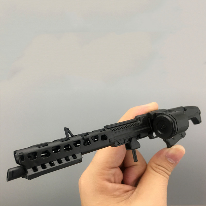 طقم تجميع مسدس MG62 بمقياس 1/6 - مراجعة Model Kit Weapons وسعره