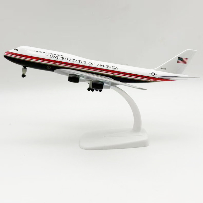 طائرة مصغرة جديدة بطول 20 سم م - مراجعة Model Kit Planes وسعره