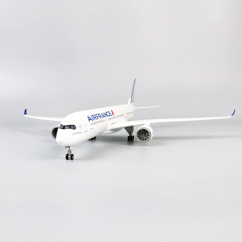 نموذج طائرة إير فرانس A350 بطو - مراجعة Model Kit Planes وسعره